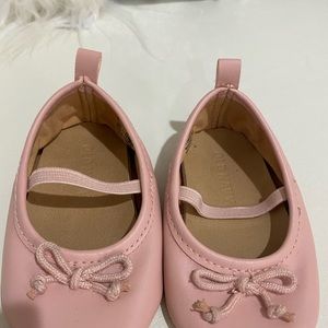 Baby girl pink shoes Old navy